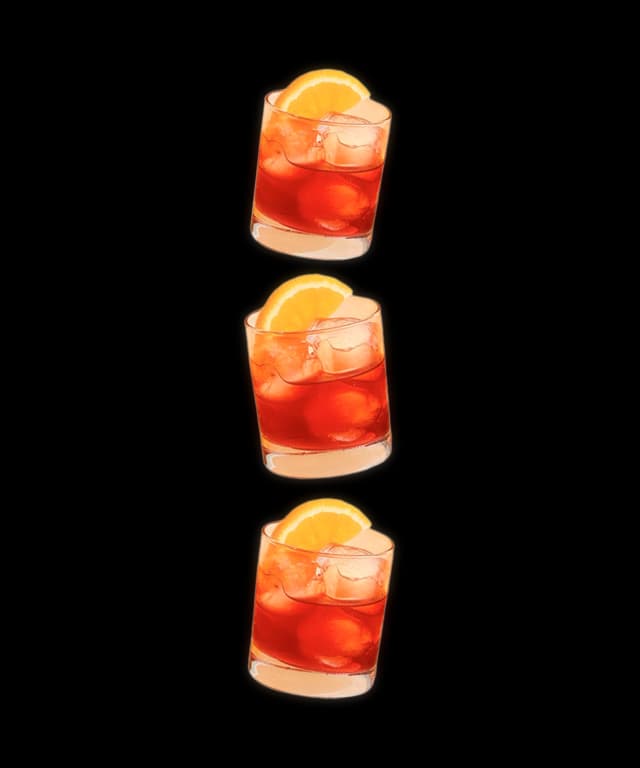 Vasos de vermut servidos con hielo